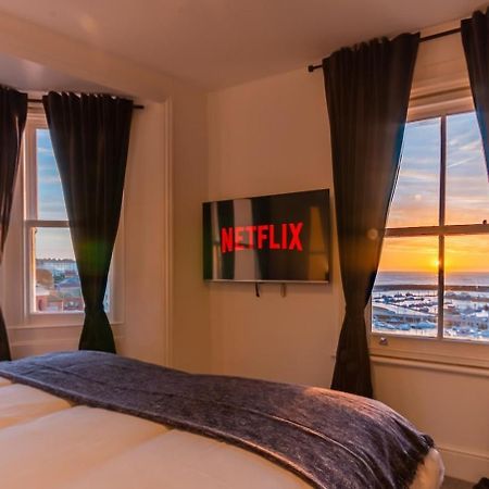 Luxury Ramsgate Harbour View By Adliv Apartment Exterior photo