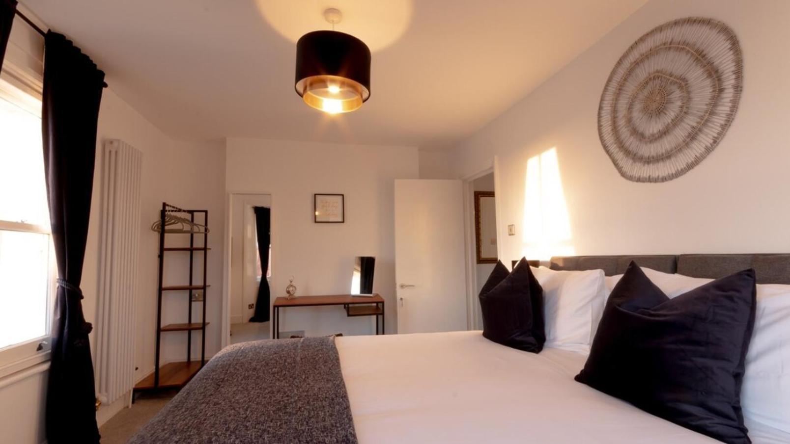 Luxury Ramsgate Harbour View By Adliv Apartment Exterior photo