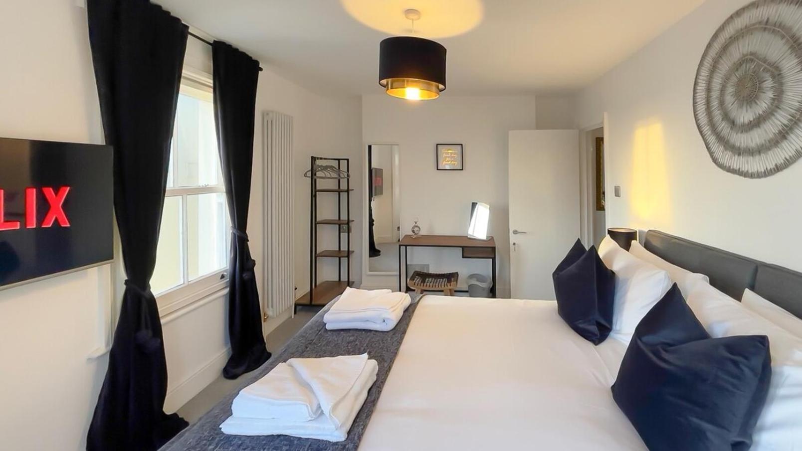 Luxury Ramsgate Harbour View By Adliv Apartment Exterior photo