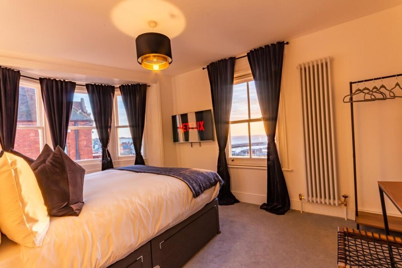 Luxury Ramsgate Harbour View By Adliv Apartment Exterior photo